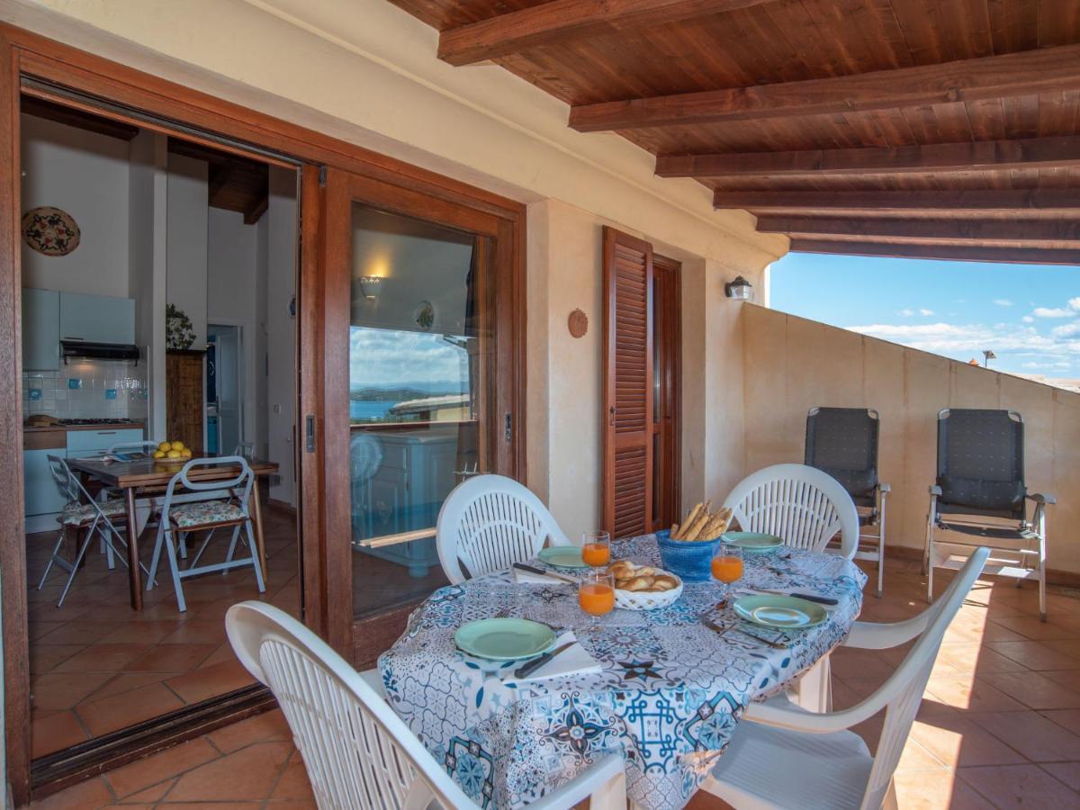 Apartment Giuly By Interhome Golfo Aranci Luaran gambar