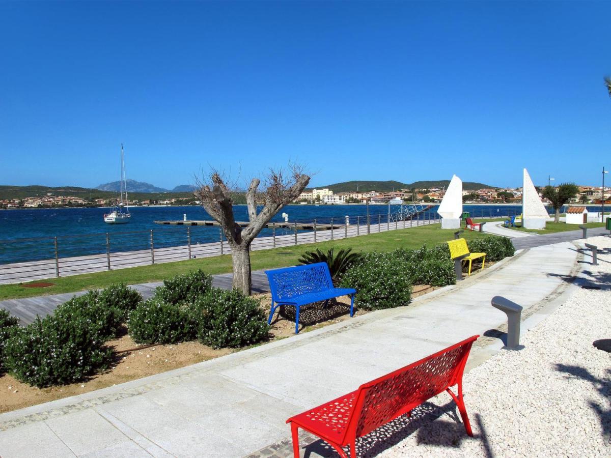 Apartment Giuly By Interhome Golfo Aranci Luaran gambar